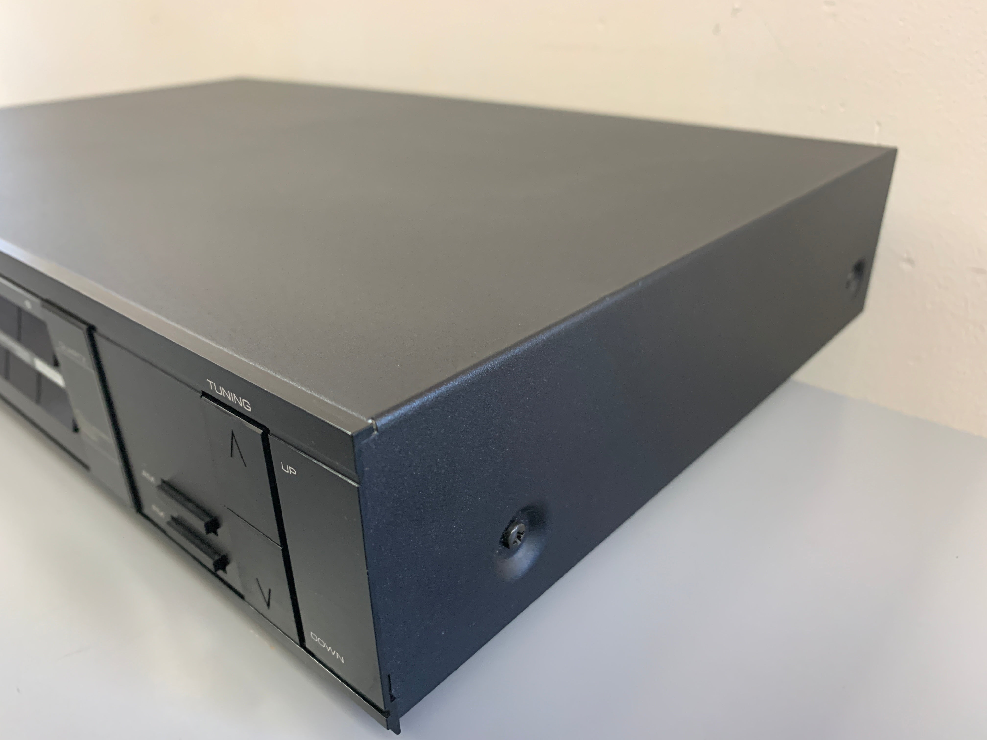 Kenwood KT-56 Tuner – The Turntable Store