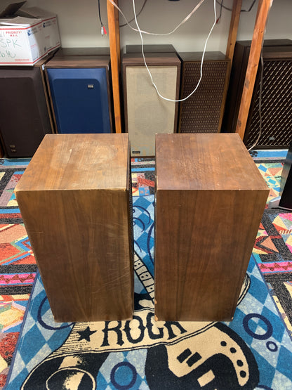 Sansui SP-100 Speakers