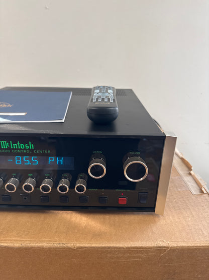 McIntosh C46 Stereo Preamplifier * Like New * Box * Manual * Remote