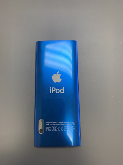 Ipod Nano 5th Gen 8GB * Charge Cable