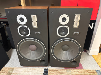 Pioneer HPM-1100  Floor Standing Loudspeaker System (1980-82)