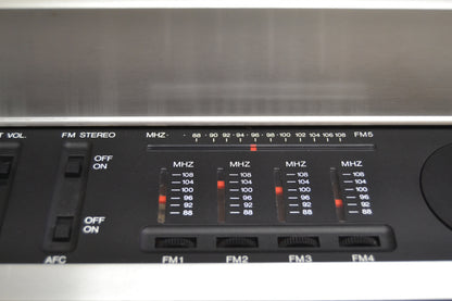 Beomaster 2400 T2902 Stereo Receiver * 30W RMS  * Fully Serviced