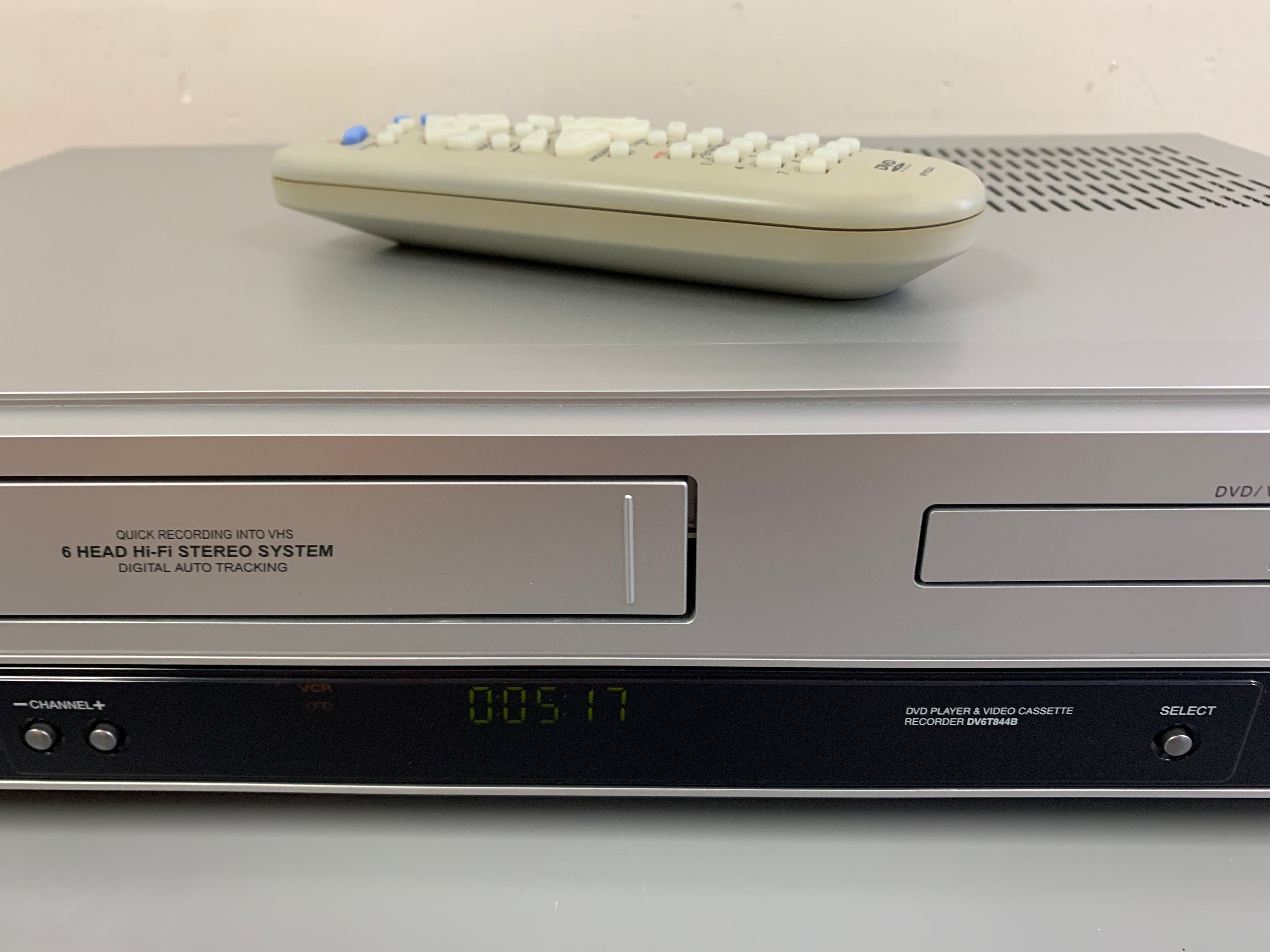 Daewoo DV6T844B DVD/VHS Player * Remote – The Turntable Store