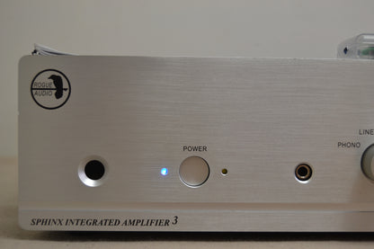 Rogue Sphinx V3 Tube integrated amplifier * Manual * Remote * Box