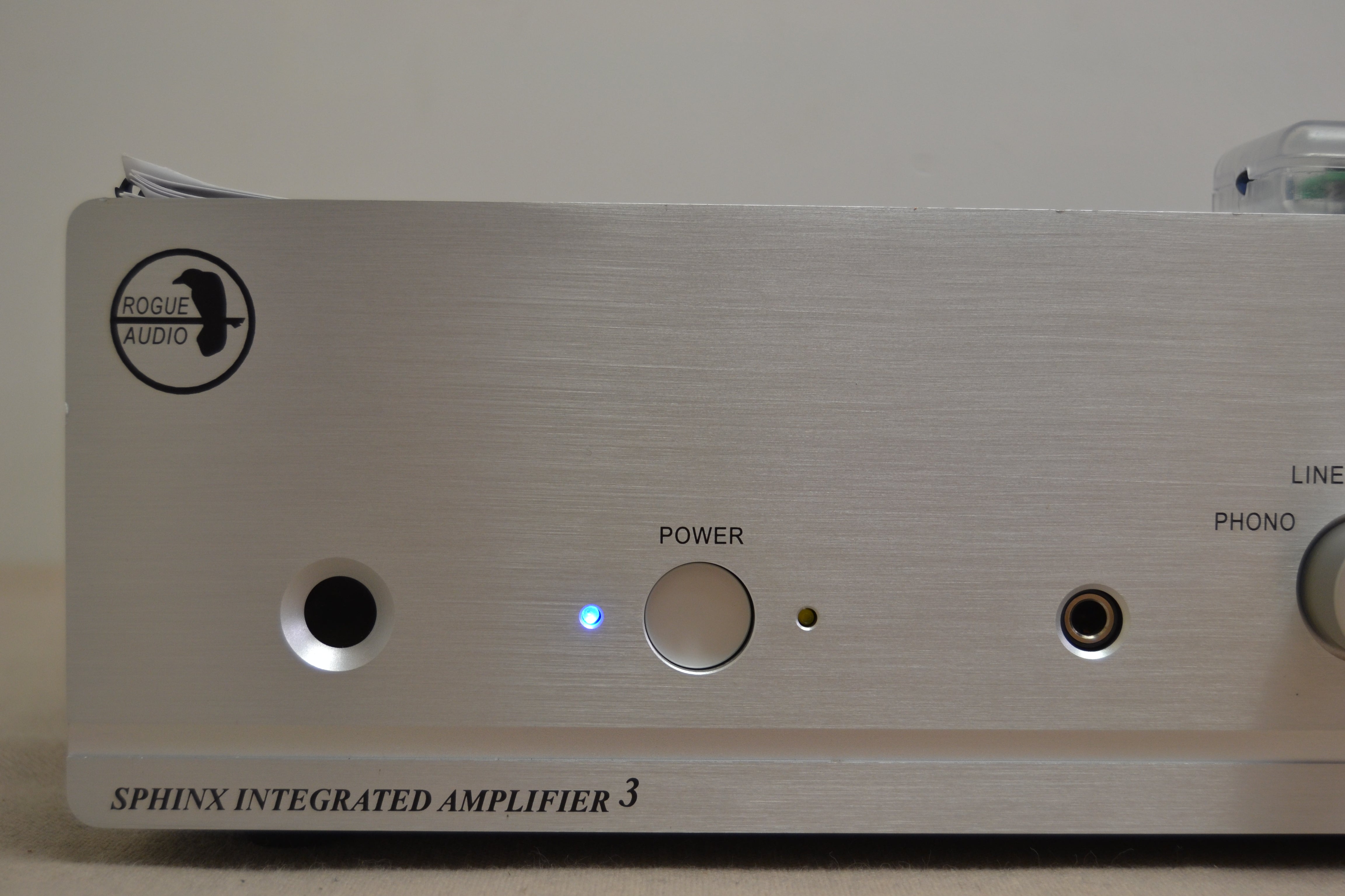 Rogue Sphinx V3 Tube integrated amplifier * Manual * Remote * Box
