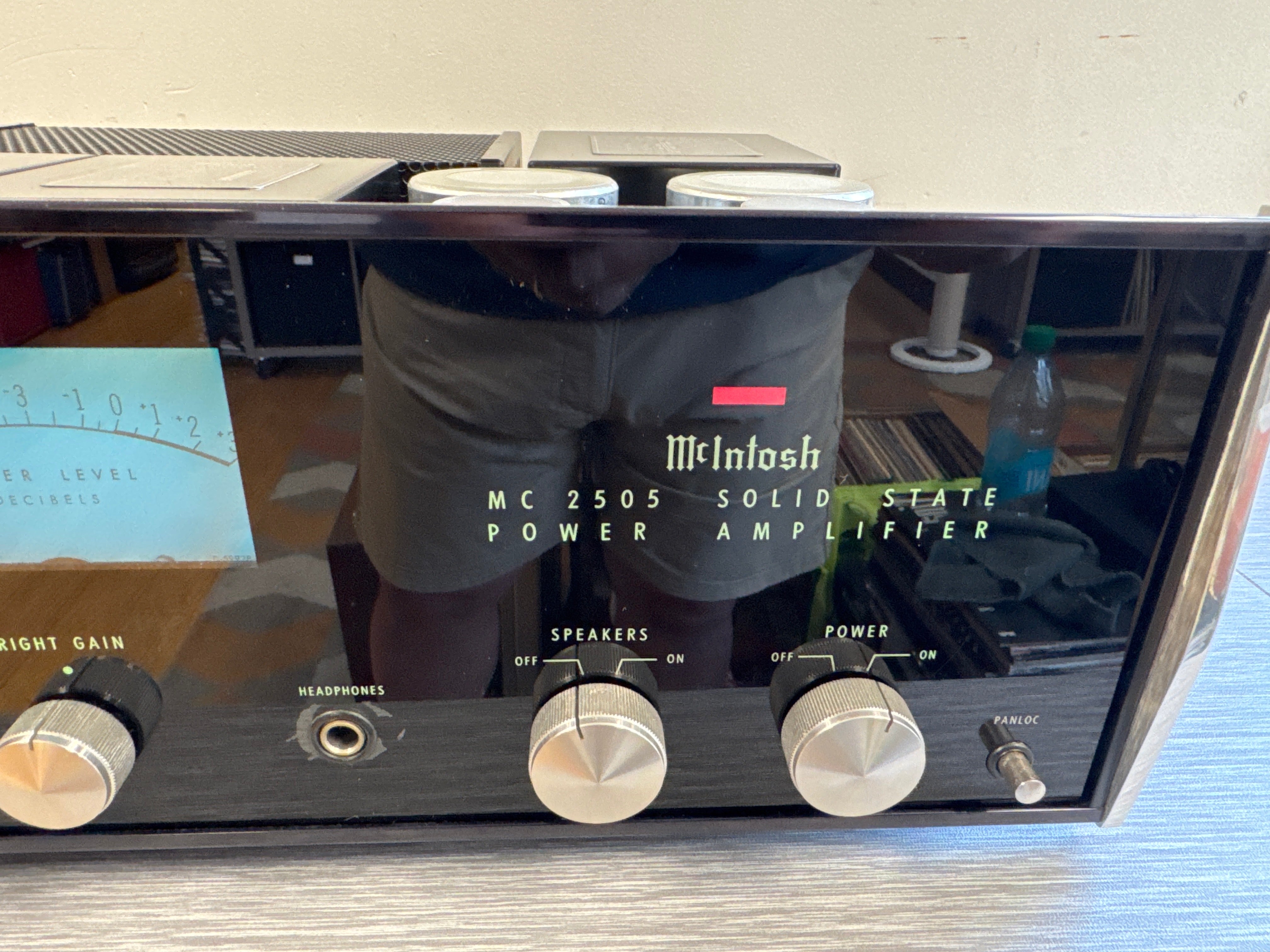 McIntosh MC2505 Solid State Power Amplifier – The Turntable Store