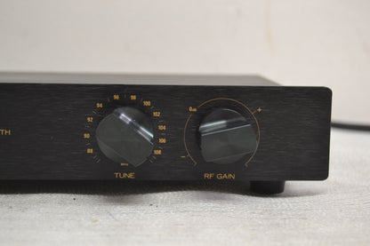 Magnum Dynalab F205 Signal Sleuth FM Amplifier * Fully Serviced