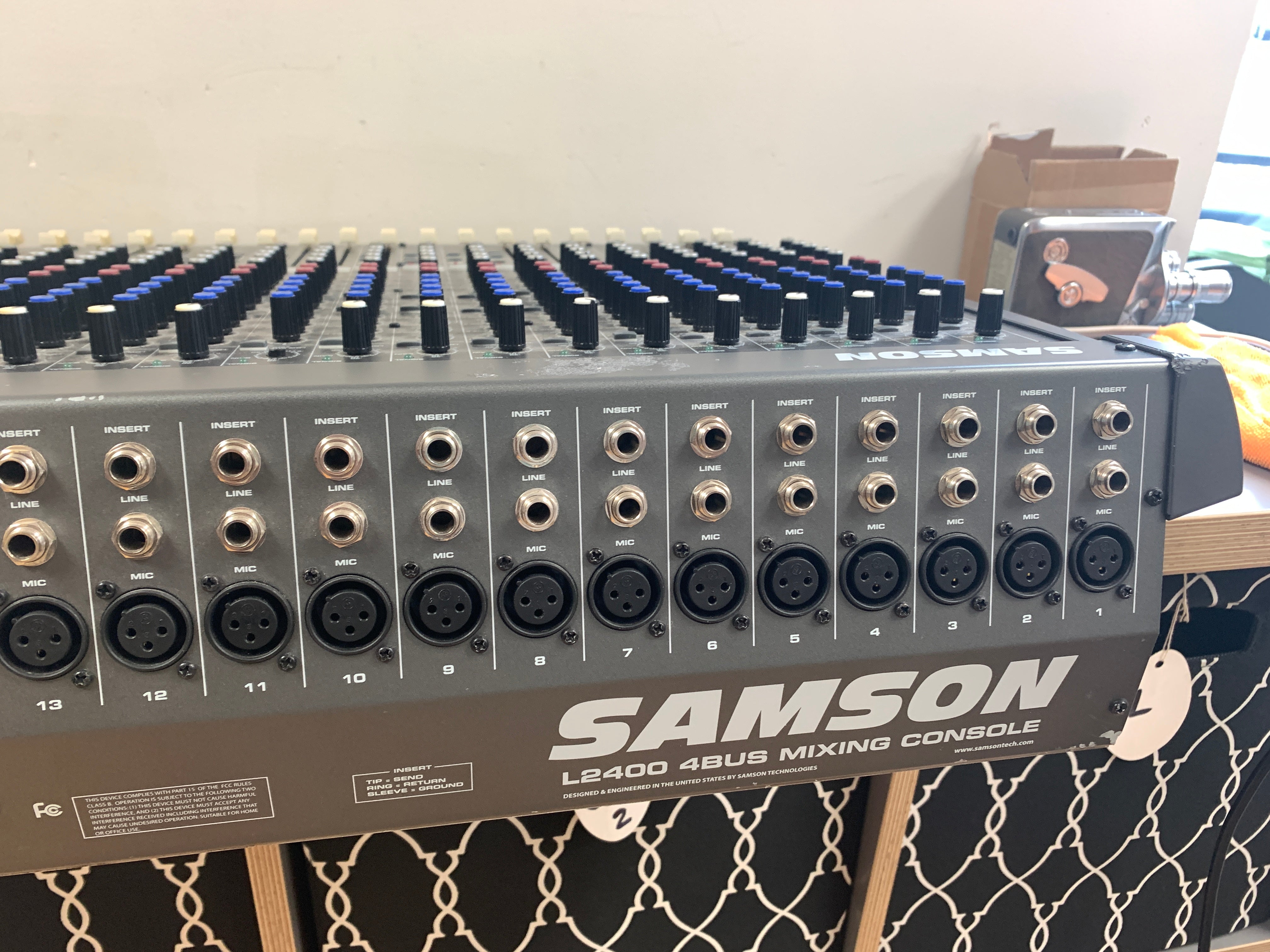 Samson L2400 24-Channel Mixer with USB Interface – The Turntable Store