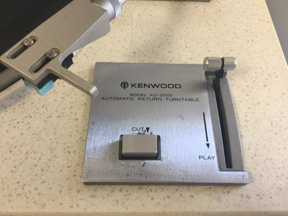 Kenwood KD 2055 Turntable