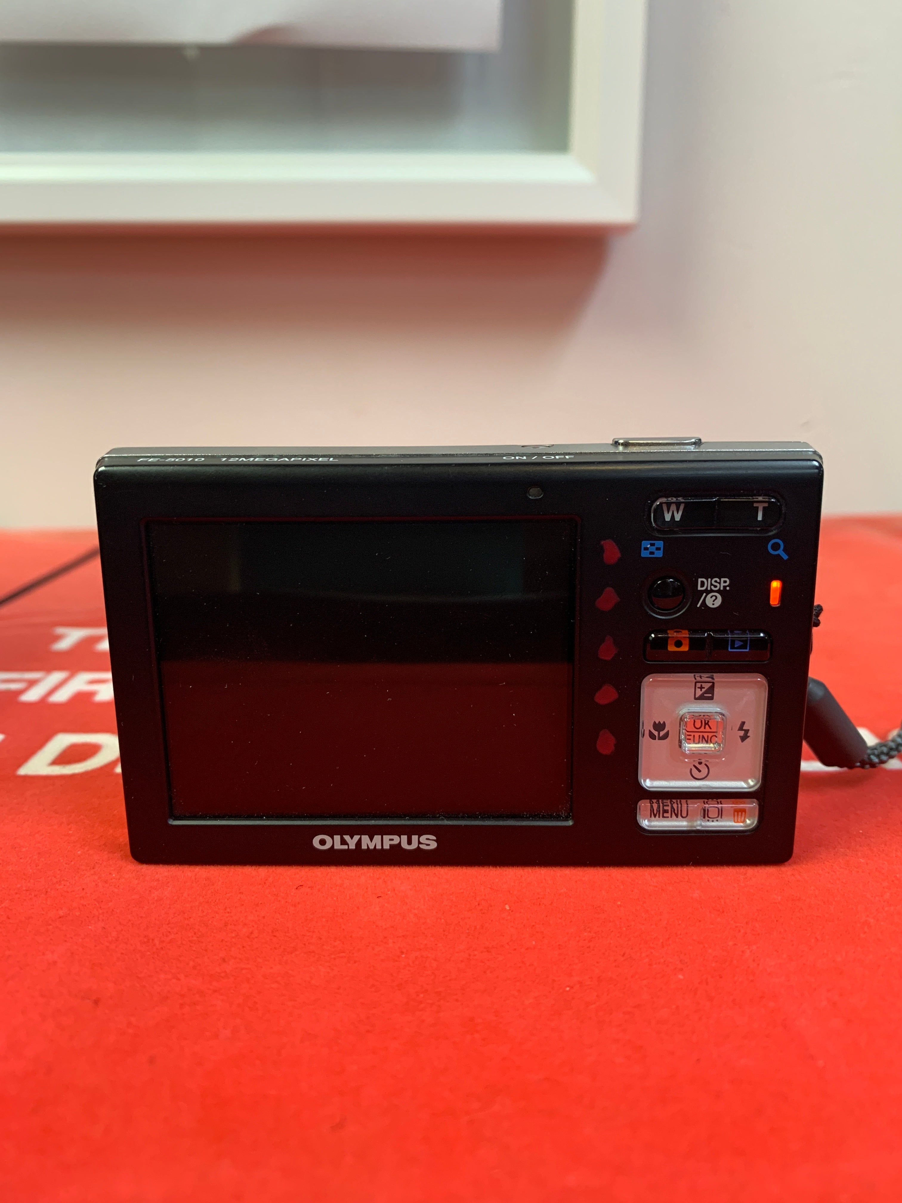 Olympus FE-5010 Red / Plum Digital Camera w/ Box, Instructions