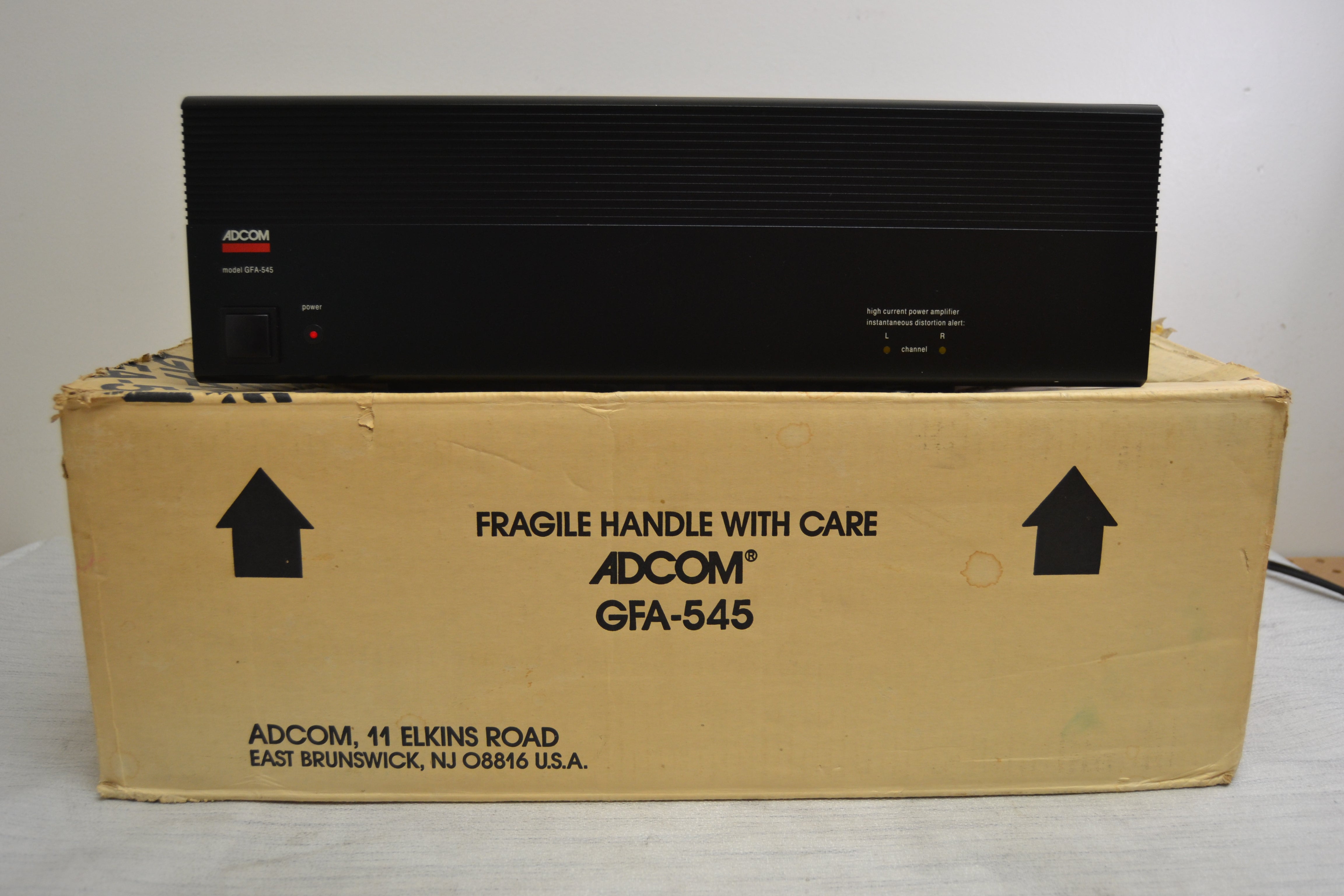 Adcom GFA-545 Stereo Power Amplifier * 100W RMS * Box