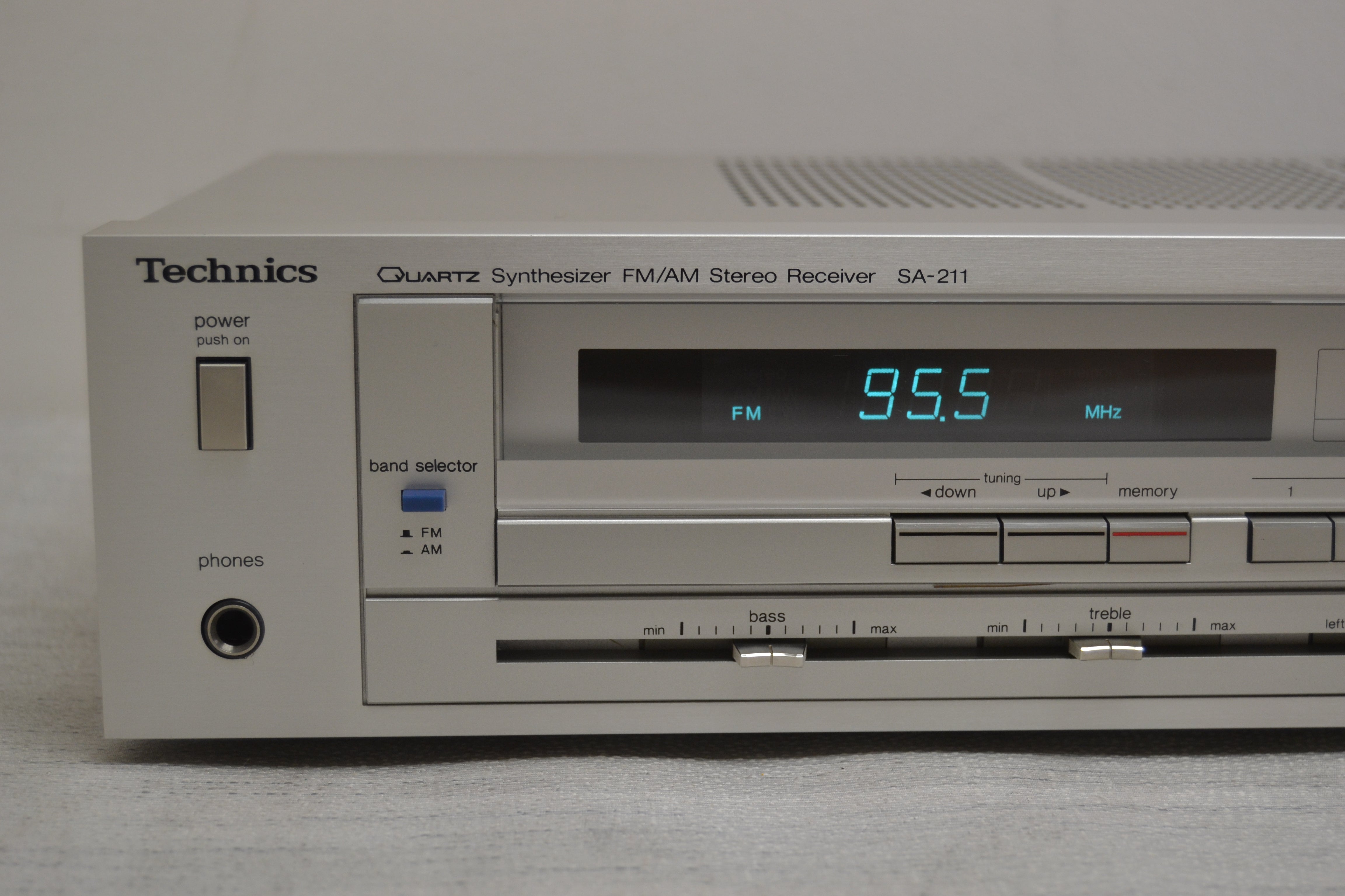 Technics SA-211 Stereo Receiver * 25W RMS * Fully Serviced