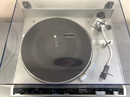 Technics SL-235 Turntable