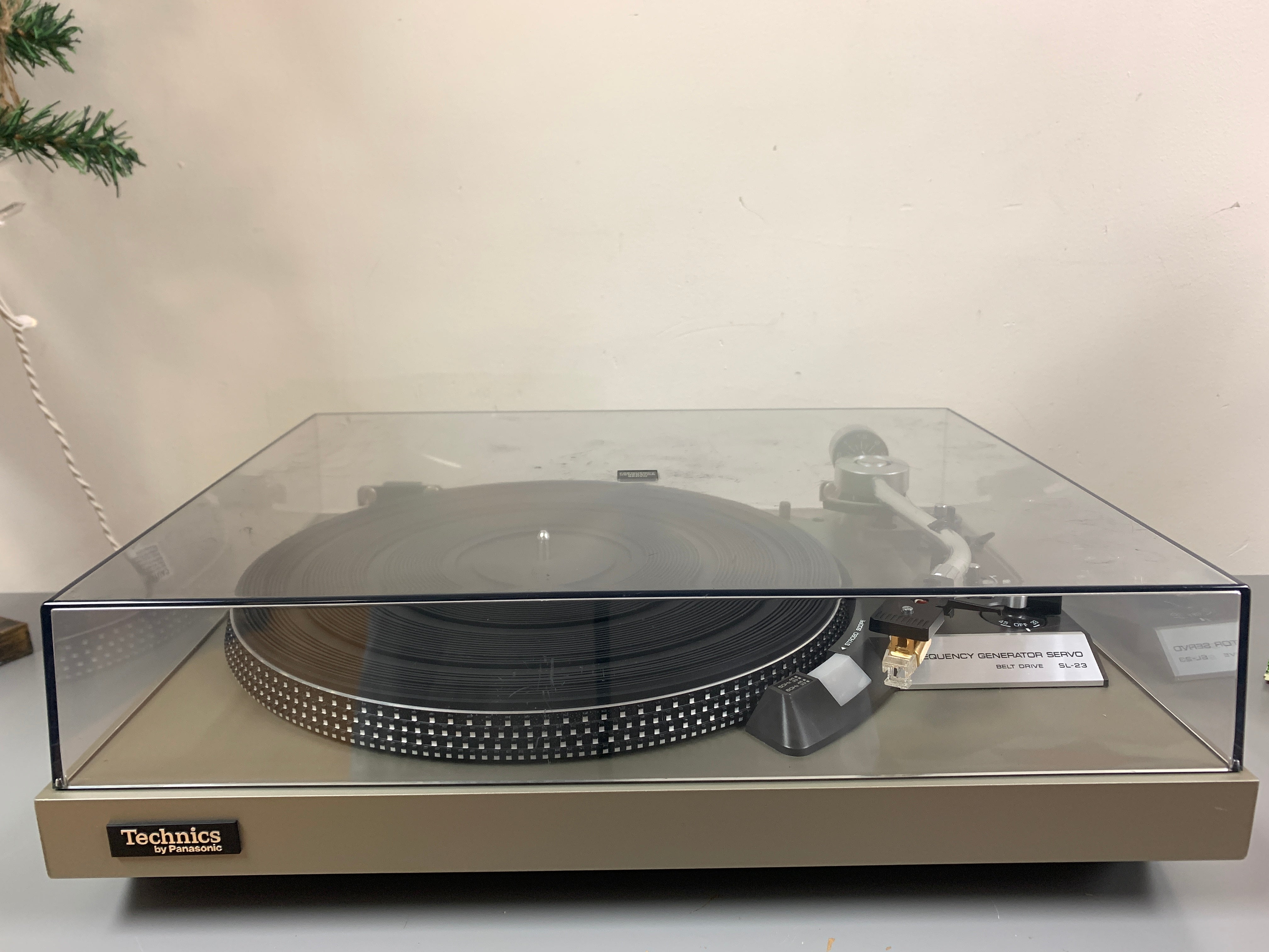 Technics SL-23 Turntable – The Turntable Store