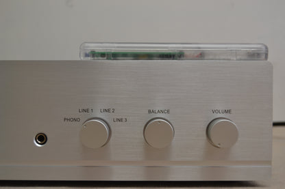 Rogue Sphinx V3 Tube integrated amplifier * Manual * Remote * Box