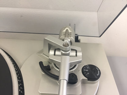 Technics SL-D20 Turntable