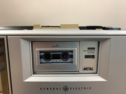 General Electric 4CM3326X BoomBox * TV * Micro-Cassette Walkman