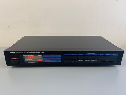Yamaha T-32 AM/FM Stereo Tuner