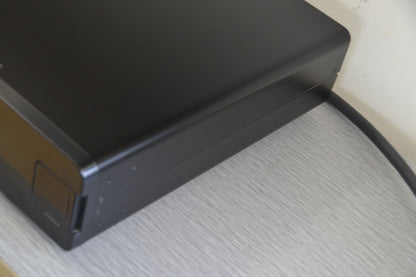 Belkin Pure AV PF60 Home Theater Power Console / Surge Protector