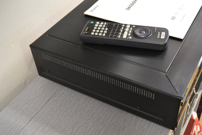 Sony DVP-9000es DVD/SACD/CD Player * Remote Control * Manual