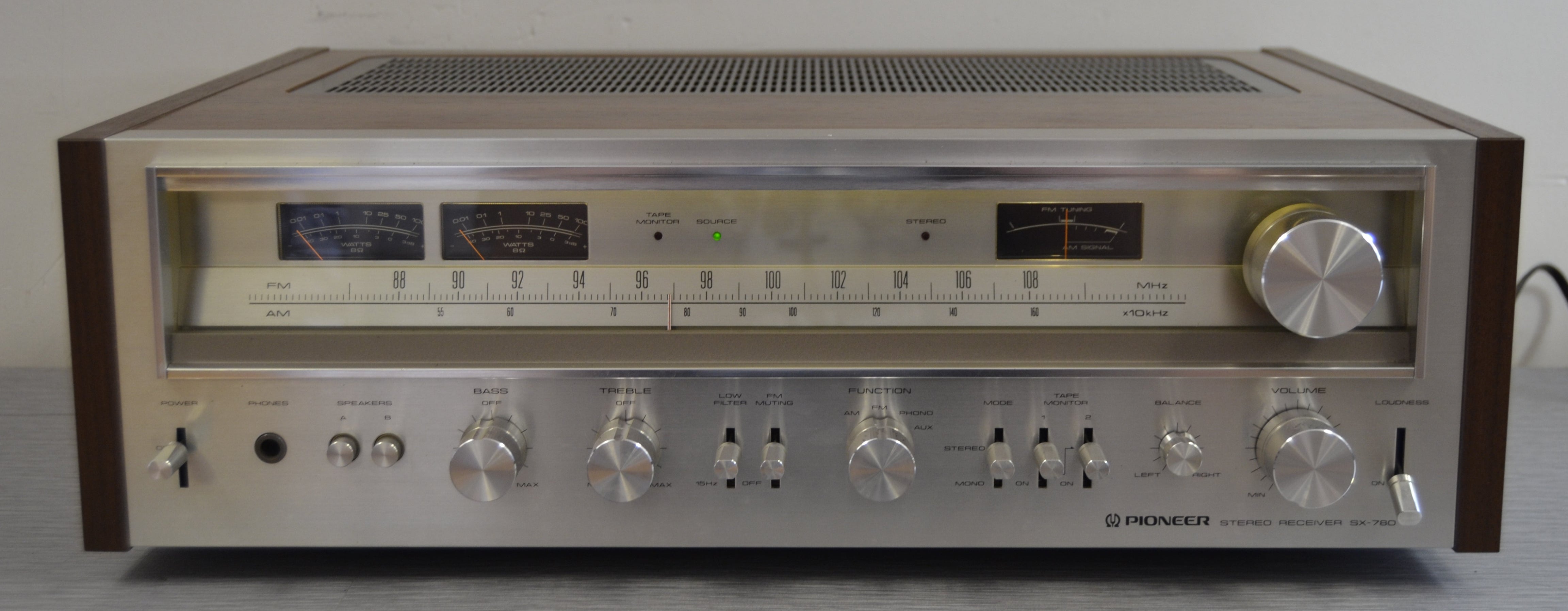 Pioneer SX-780 Stereo Receiver * 45W RMS * 1979 – The Turntable Store