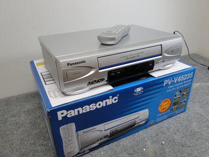 Panasonic PV-4523S Video Cassette recorder * Box * Remote