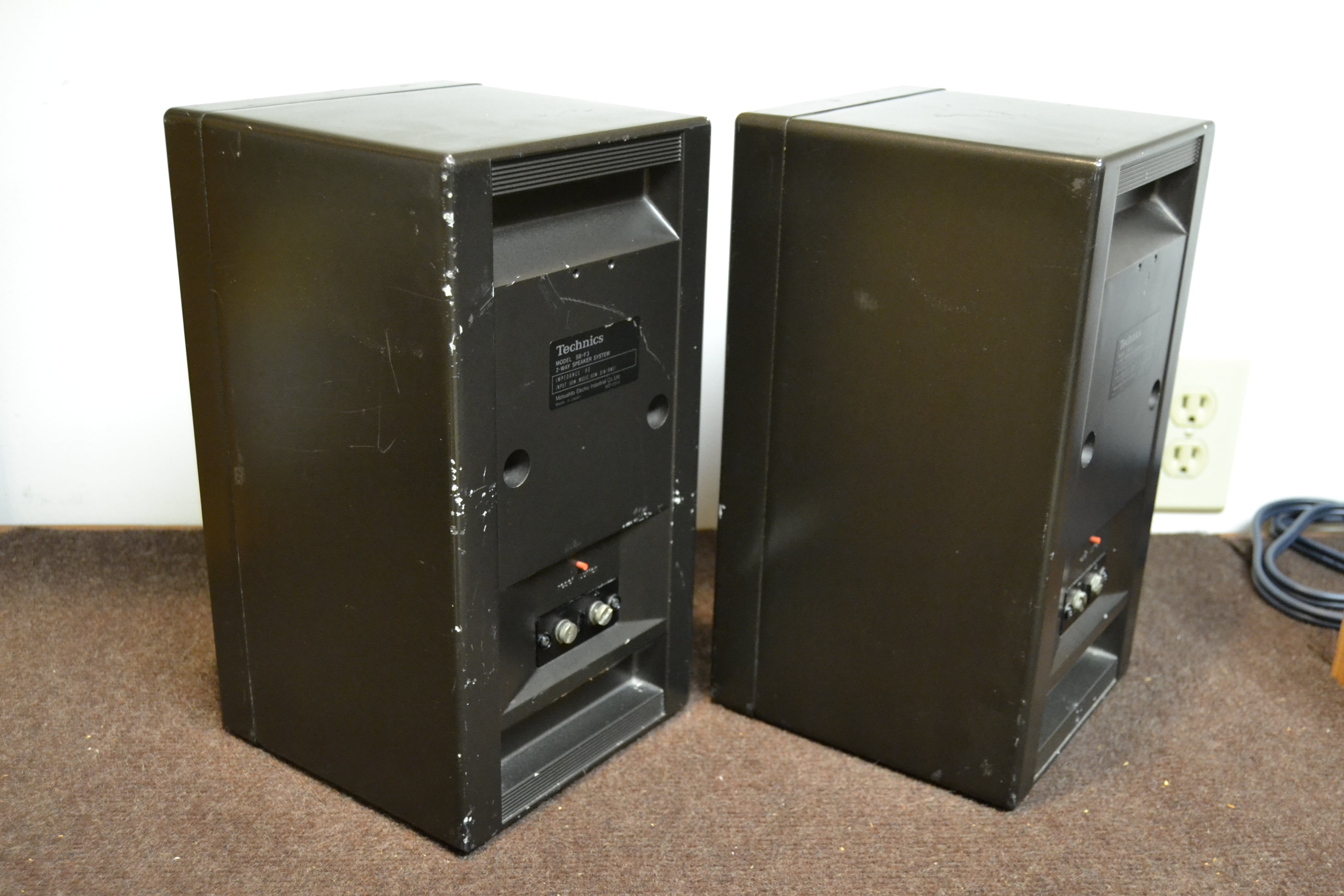 Technics SB-F3 * All metal bookshelf speakers – The Turntable Store