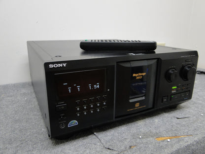 Sony CDP-CX355 CD Carousel 300 Discs * Remote * Box