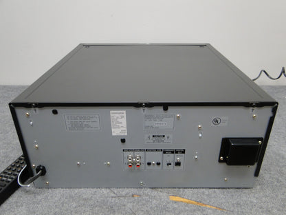 Sony CDP-CX355 CD Carousel 300 Discs * Remote * Box