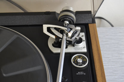 Dual 704 Direct Drive Turntable with Shure M95E Cartridge & Good OEM Shure Stylus