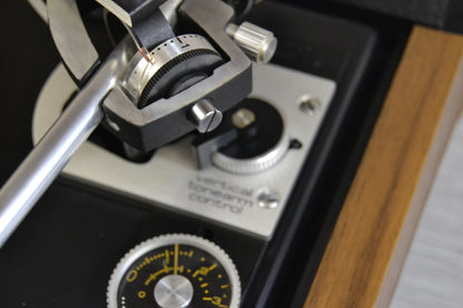 Dual 704 Direct Drive Turntable with Shure M95E Cartridge & Good OEM Shure Stylus