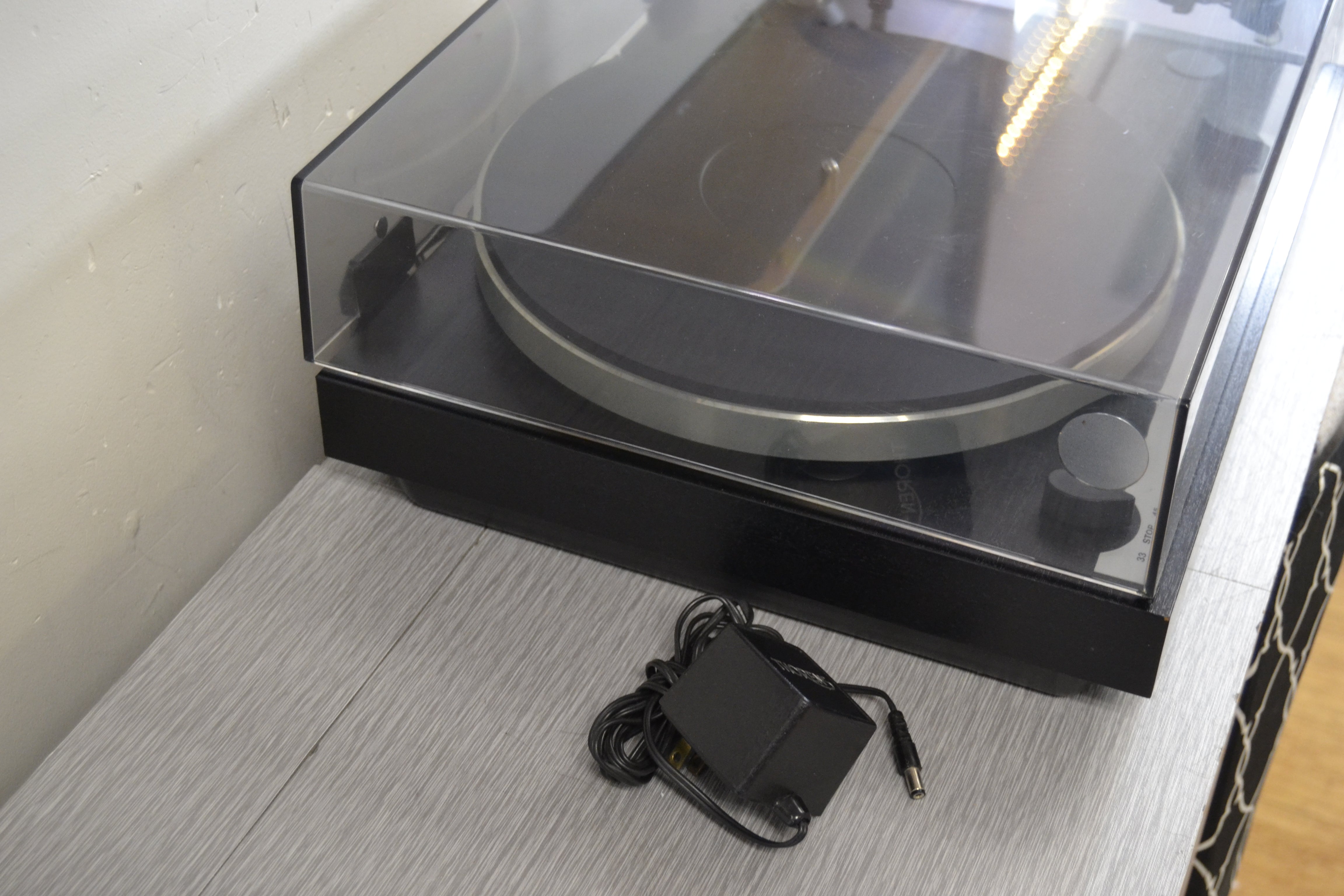 Thorens TD-316 Turntable with NEW Audio Technica AT3600 Cartridge
