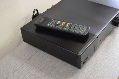 Rega MIRA Integrated Amplifier * Remote Control *