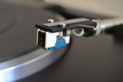 Pioneer PL-1000 Linear Tracking Turntable - Audio Technica AT90 - Original Box