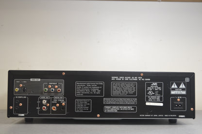 JVC XV-M50 DVD/CD  Player * 3 Discs Changer