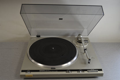 Technics SL-Q300 Turntable