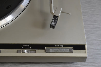 Technics SL-Q300 Turntable