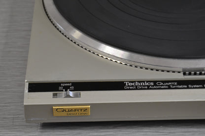 Technics SL-Q300 Turntable