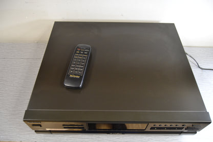 Technics SL-P9066 CD Carousel 5 Discs * Remote Control * 1994