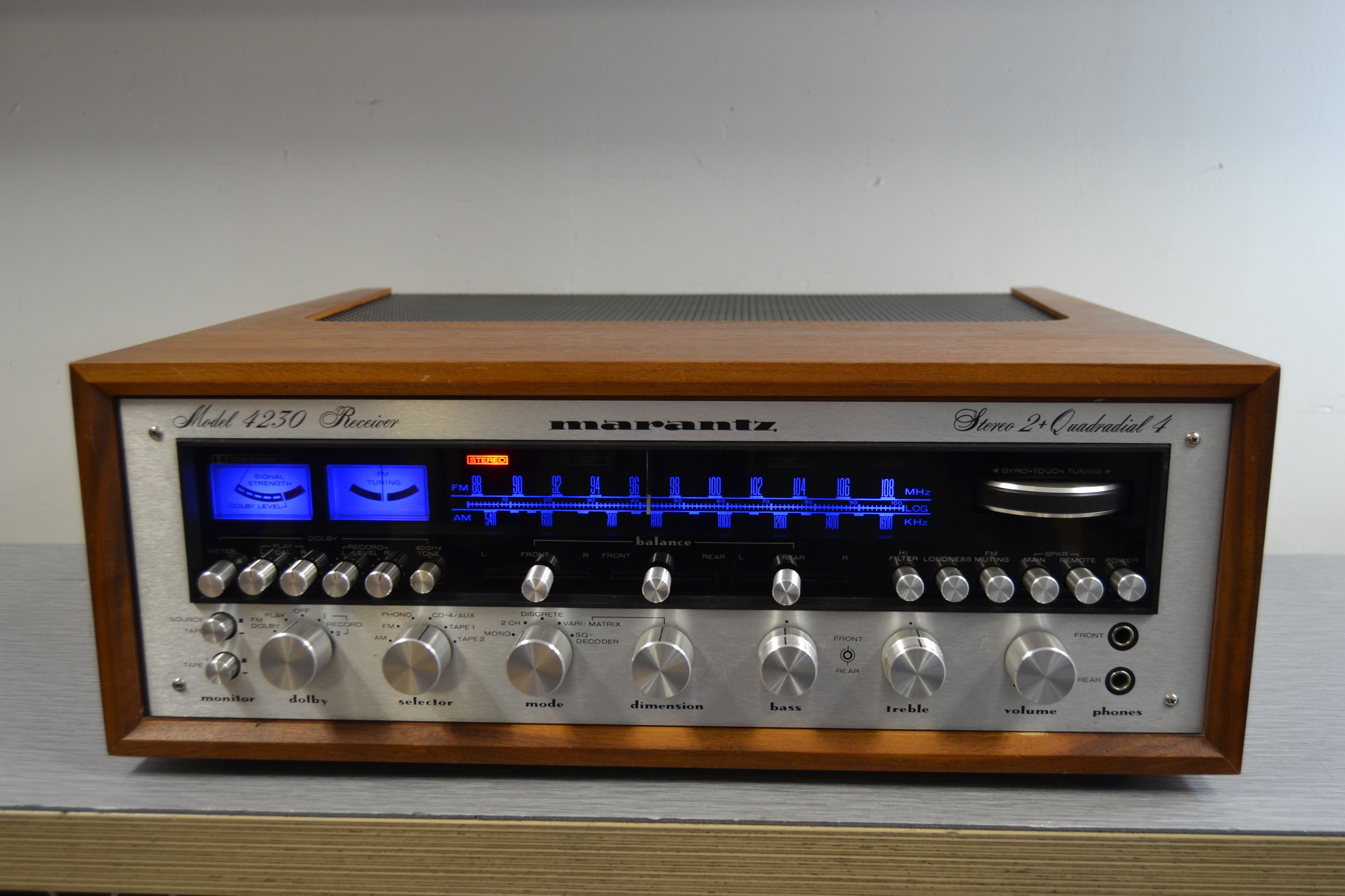 Marantz 4230 Stereo Receiver with Original Wood Case – The