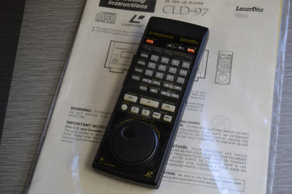 Pioneer ELITE CLD-97  Laserdisc Player * Remote * Manual * Box