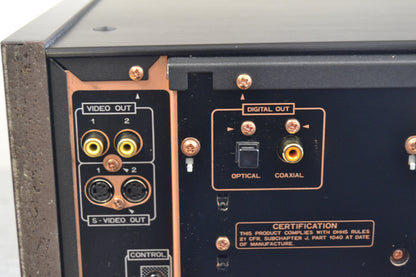 Pioneer ELITE CLD-97  Laserdisc Player * Remote * Manual * Box