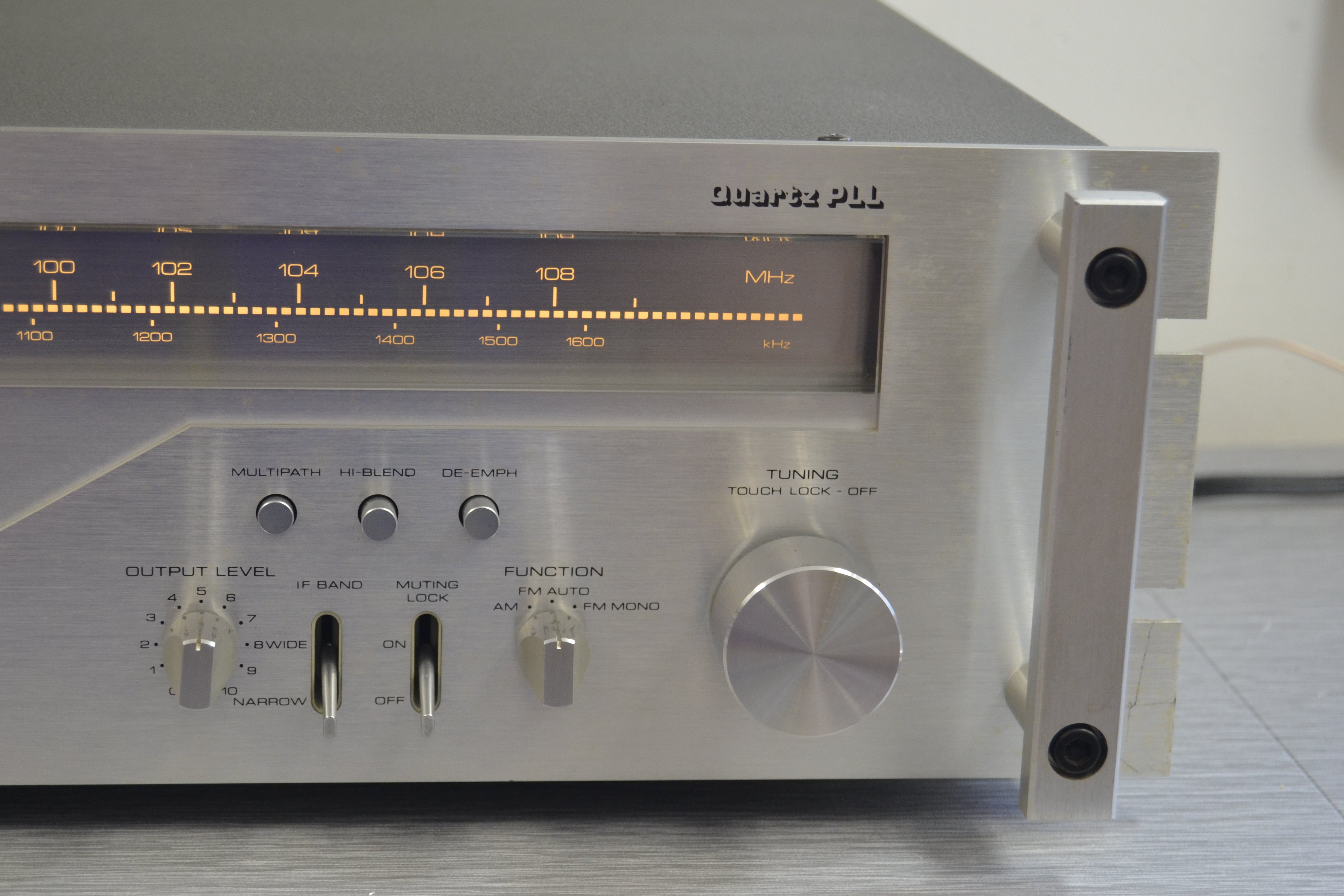 Rotel RT-2000 Stereo Tuner - 1978 – The Turntable Store