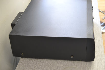 Pioneer CLD-D504 Laserdisc Player