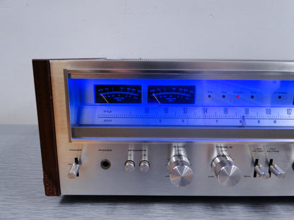 Pioneer SX-880  AM/FM Stereo Receiver (1978)