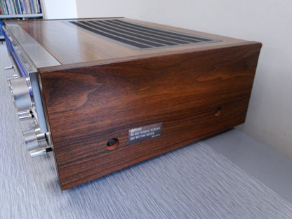 Pioneer SX-880  AM/FM Stereo Receiver (1978)