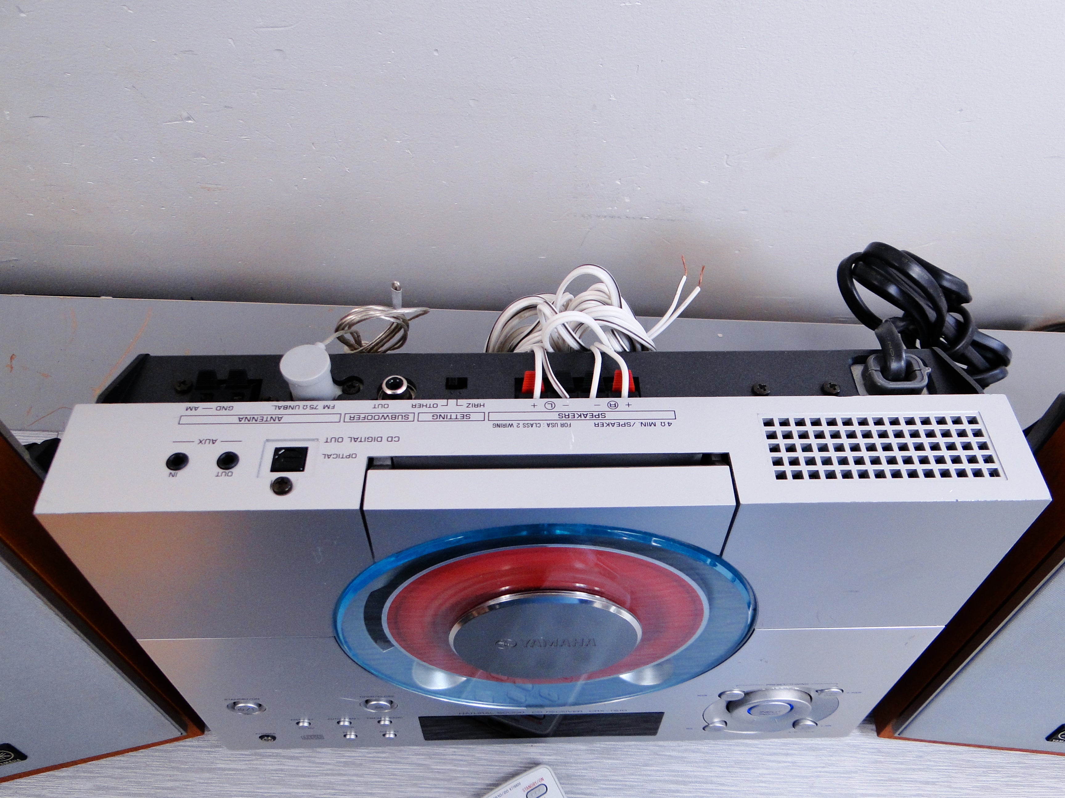 Yamaha CRX-TS10 Desktop CD Music System – The Turntable Store