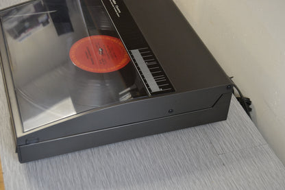 Technics SL-J33 Linear Tracking Programmable Turntable