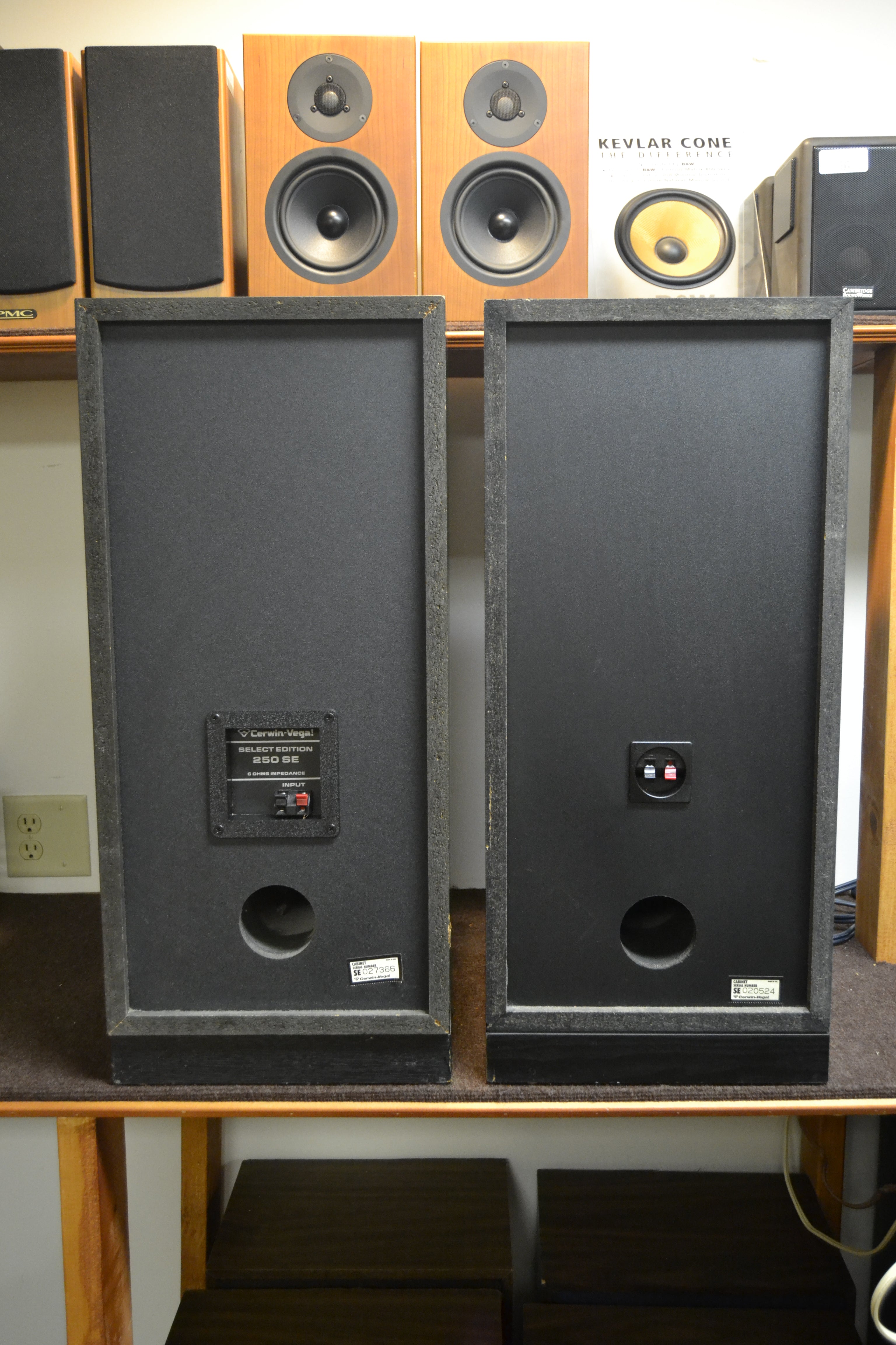 Cerwin Vega 250SE Floor Standing Speakers * NEW Woofer Foams – The