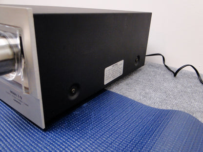 Onkyo T9 Stereo Tuner